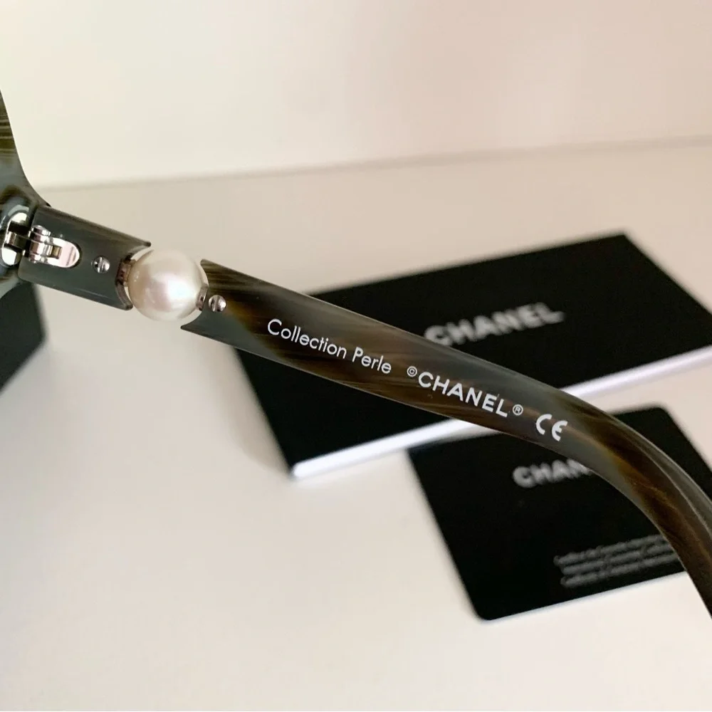 Chanel round tortoise shell Pearl sunglasses